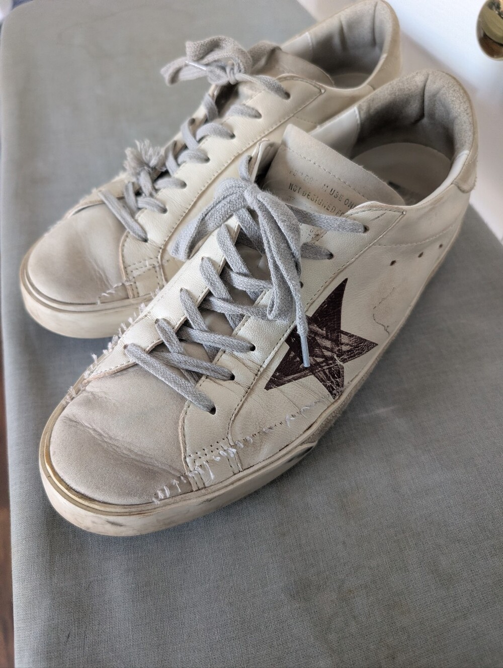 Golden Goose Off-White Leather Sneakers with Brown Print Star